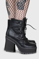Broom Rider Boots B