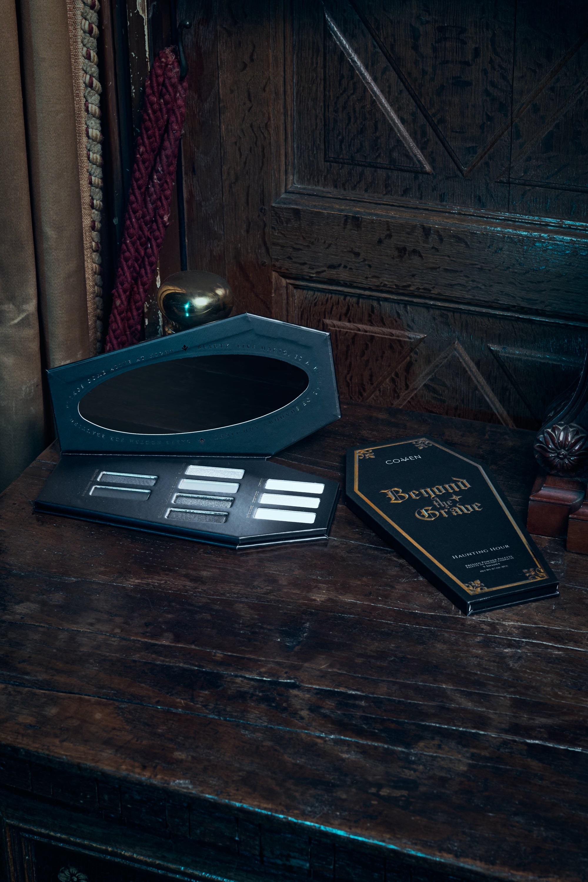 Beyond The Grave Pressed Powder Palette SPECTRAL SMOKE