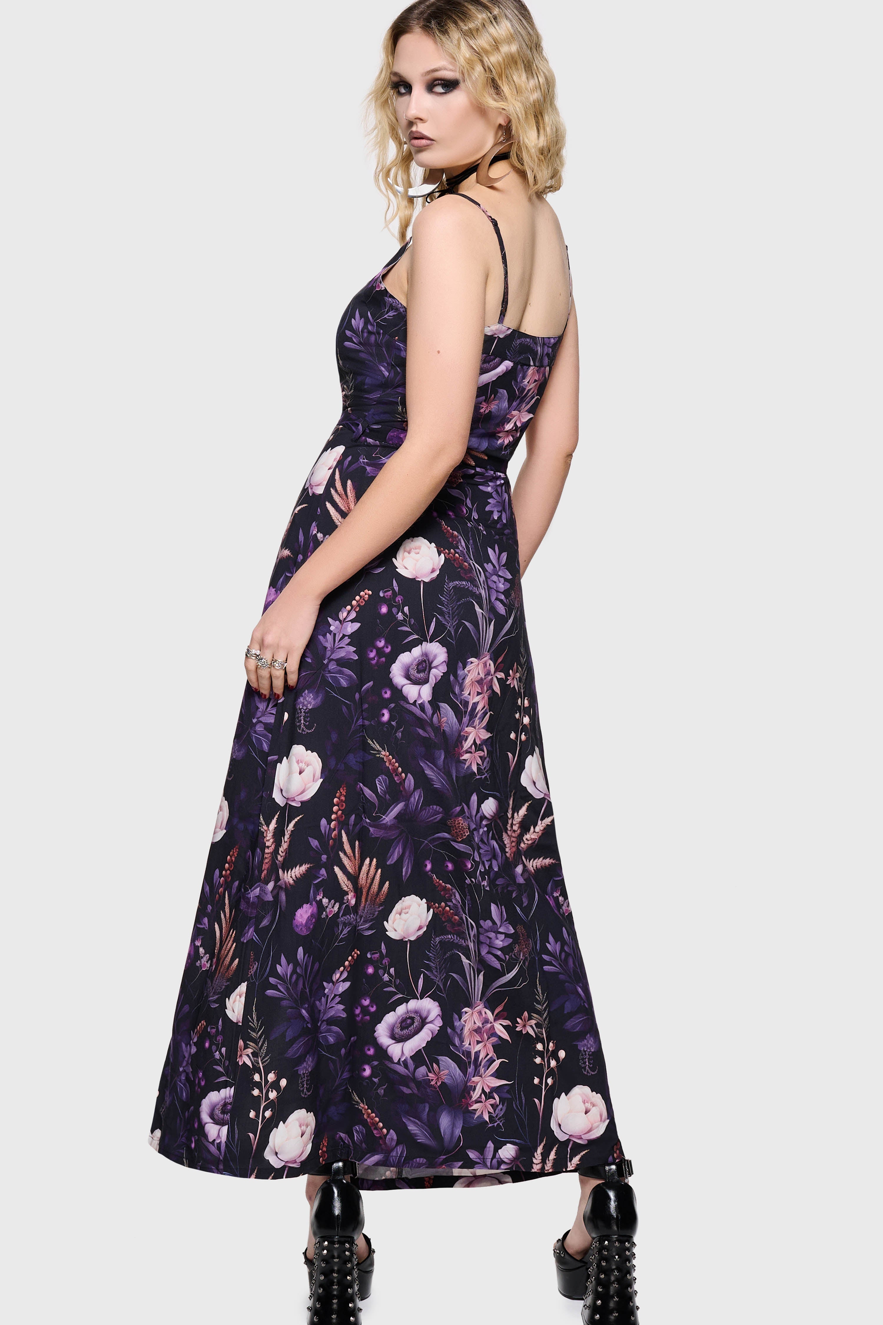 Cottage Chorus Maxi Dress BLACK/PURPLE