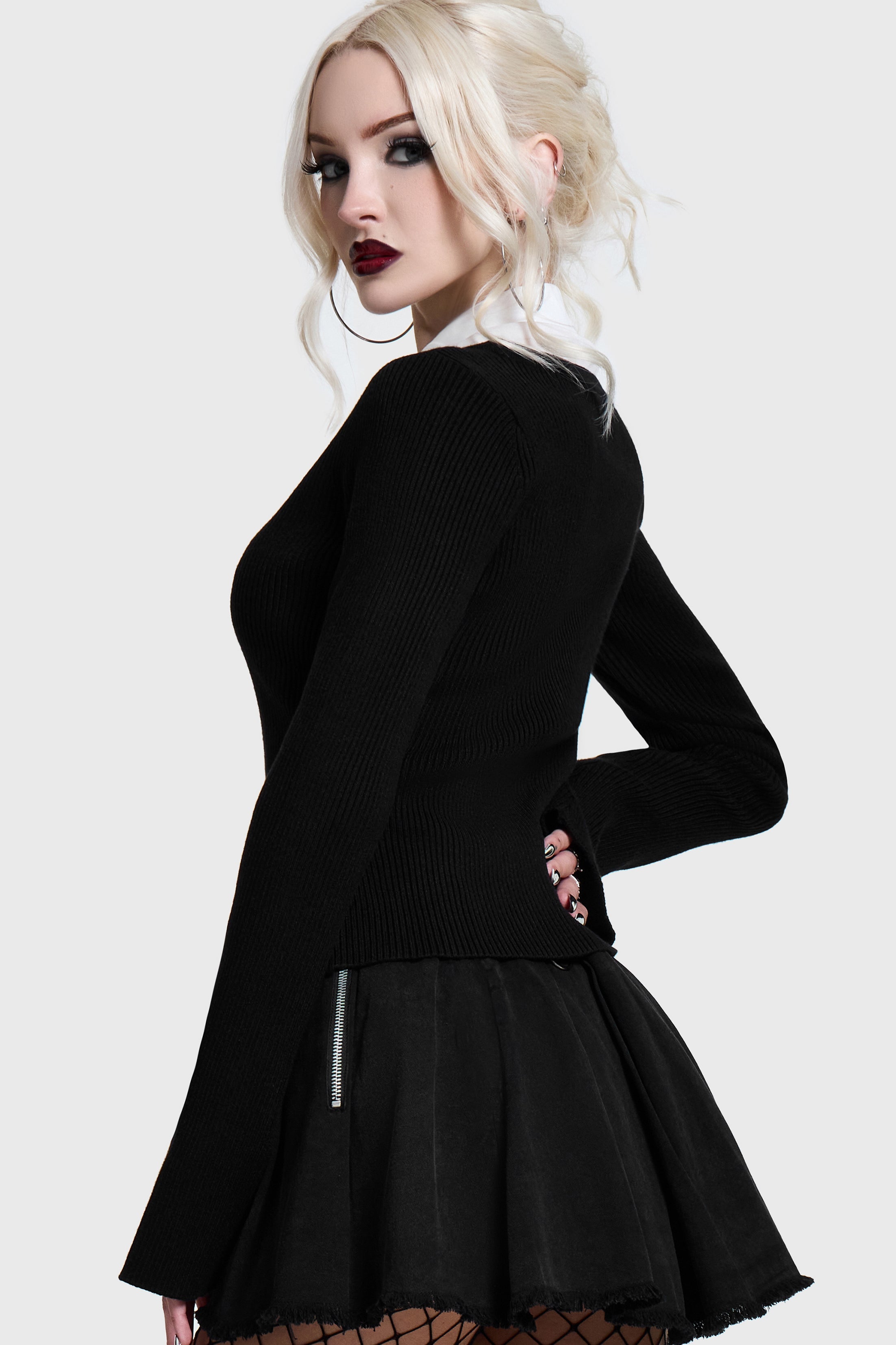Skultra V-Neck Cardigan