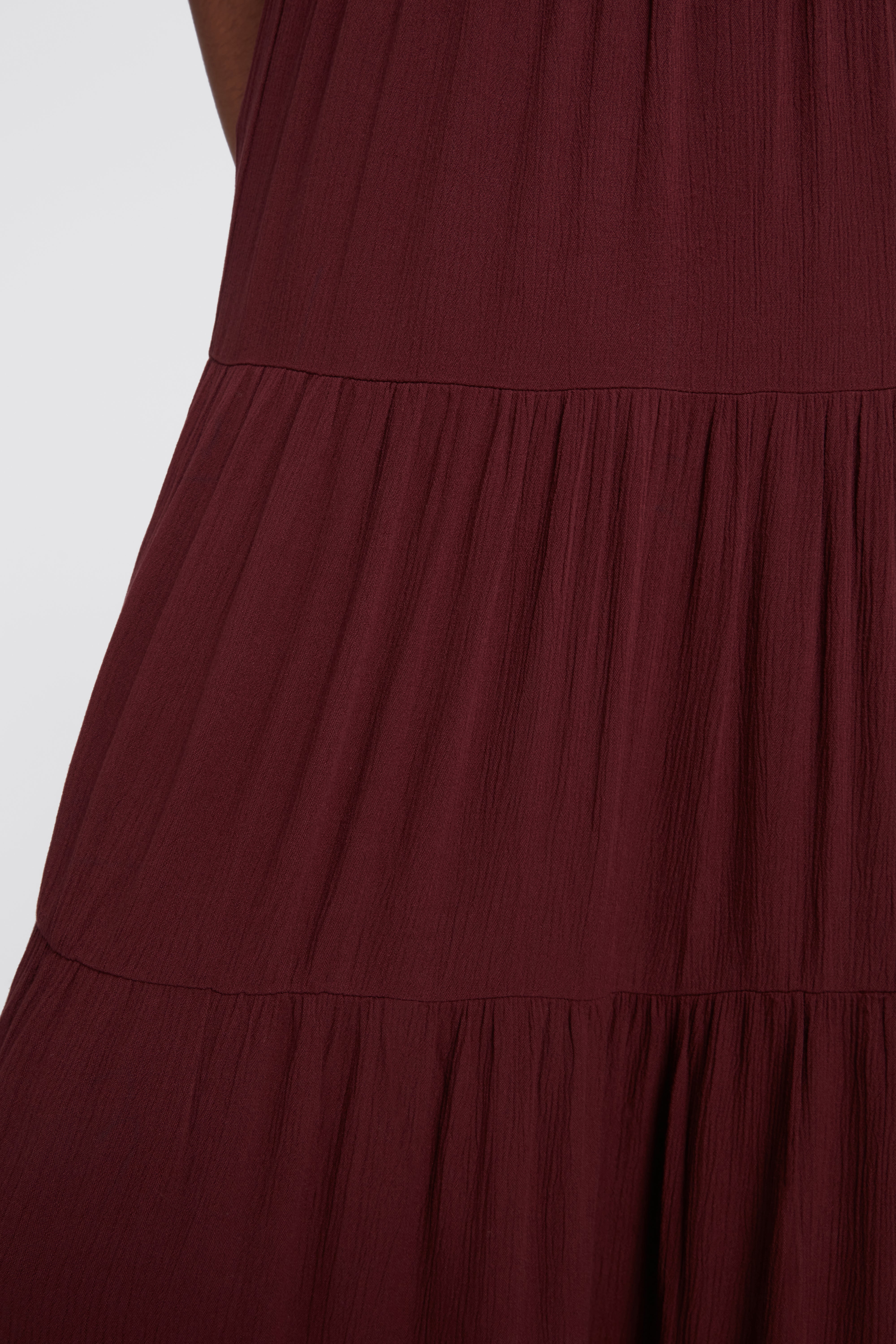 Thursday's Woe Maxi Skirt Burgundy