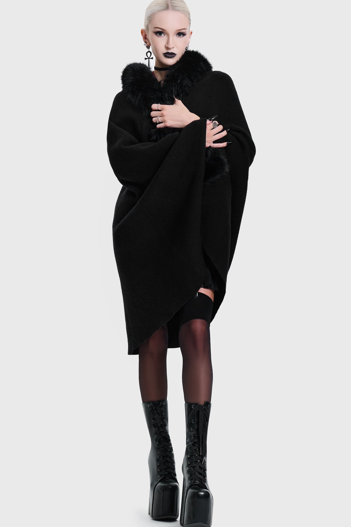 TOMB SHADE CLOAK